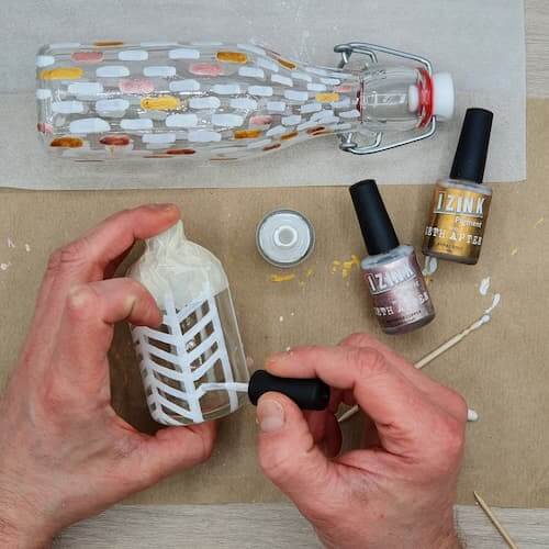 peinture sur verre pour décoration de flacon